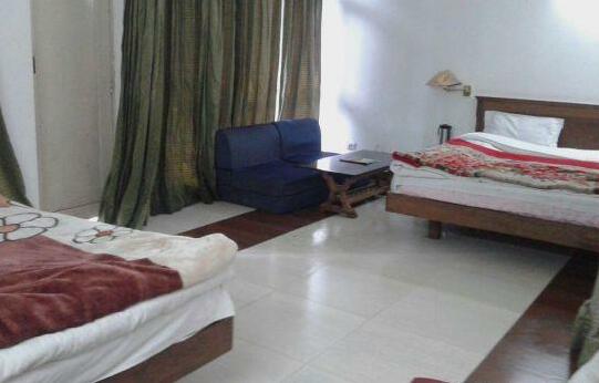 Hotel Holiday Inn Patnitop - Photo2