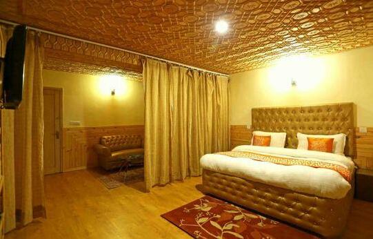 Maharaja Resorts - Photo3