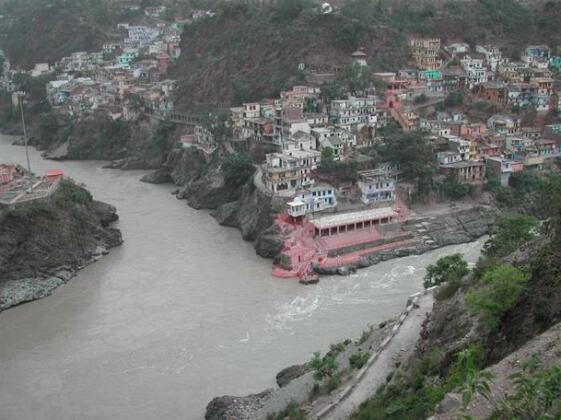 Hotel Deep Dinky Dine Pauri - Photo2