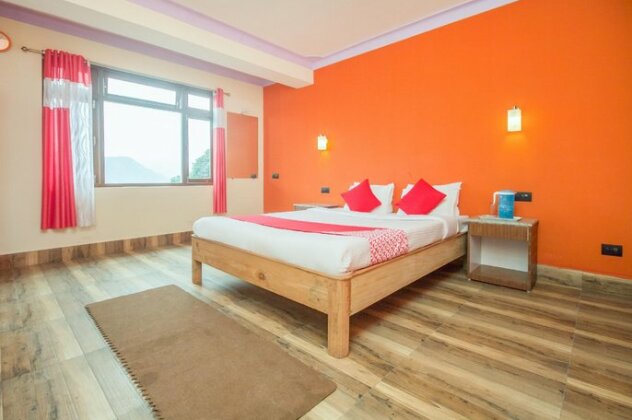 OYO 27709 Hotel Red Cherry - Photo3