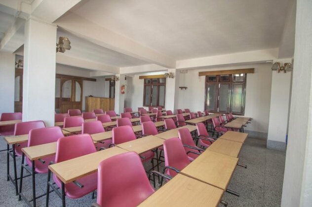 OYO 35886 Hotel Attri - Photo5