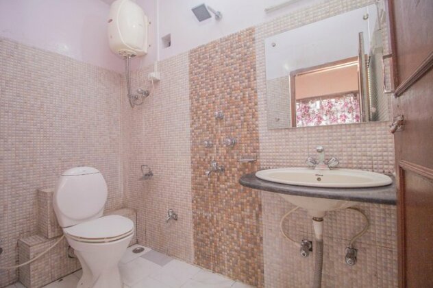 OYO 64383 Hotel Himsagar - Photo4