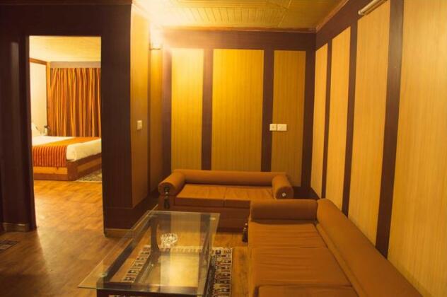 Sikkim Tourist Centre - Photo3