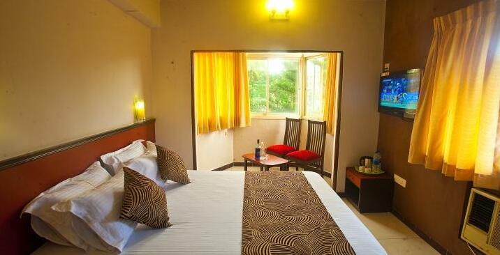 Hotel Chandrageet - Photo2