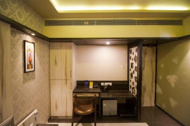 FabHotel Pimpri-Chinchwad - Photo5