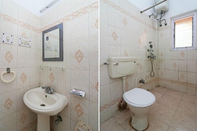 OYO 30628 Plaza Hotel - Photo4