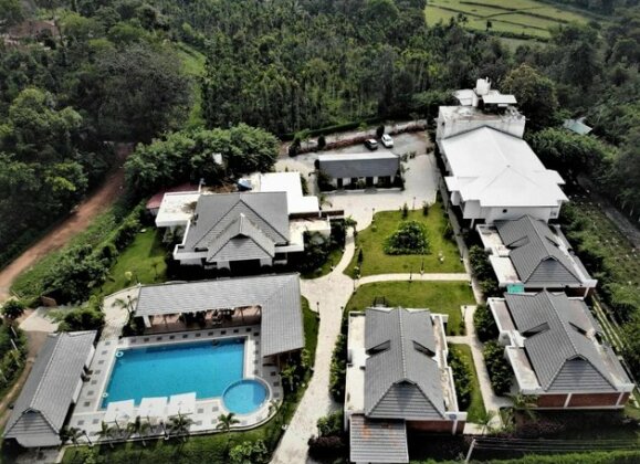 The Yellow Bamboo Resort & Spa - Photo2