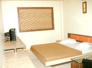 Hotel Pride - Photo2