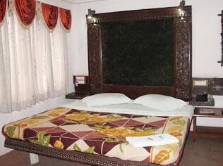 Sitara Hotel - Photo3