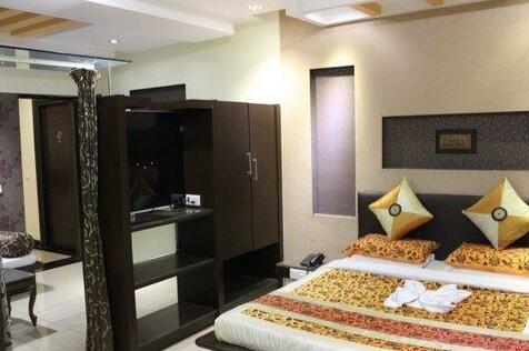 Hotel Abi Krishna - Photo4