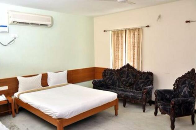 Hotel Sarvamangalam Inn - Photo2
