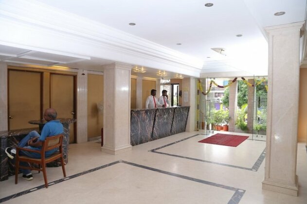 Hotel Surguru - Photo2