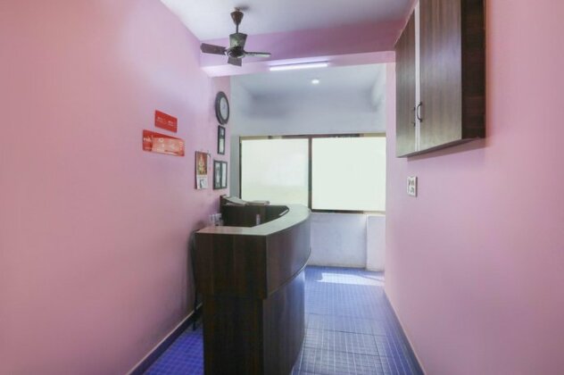 OYO 65828 Pondy Guest House - Photo4