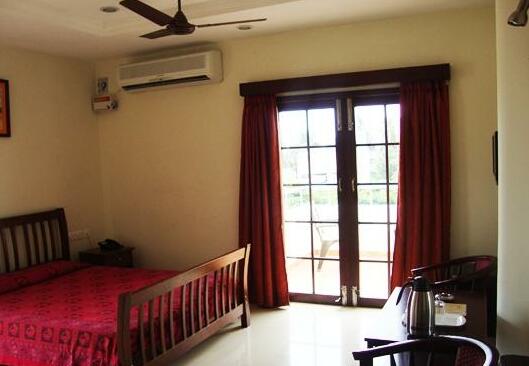 Pondicherry Executive Inn - Photo5