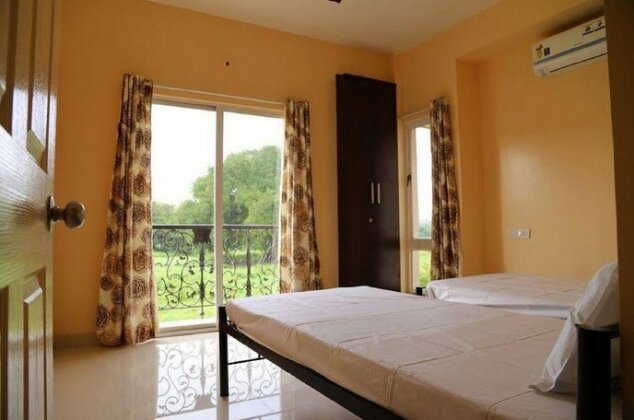 14 Square Serviced Apartments Magarpatta - Photo2