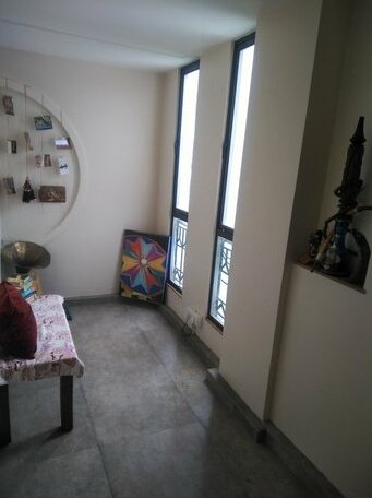 Homestay - Quiet Penthouse in heart of Pune