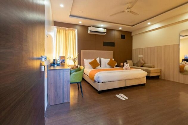 Hotel iSuite Luxor Undri Pune - Photo3