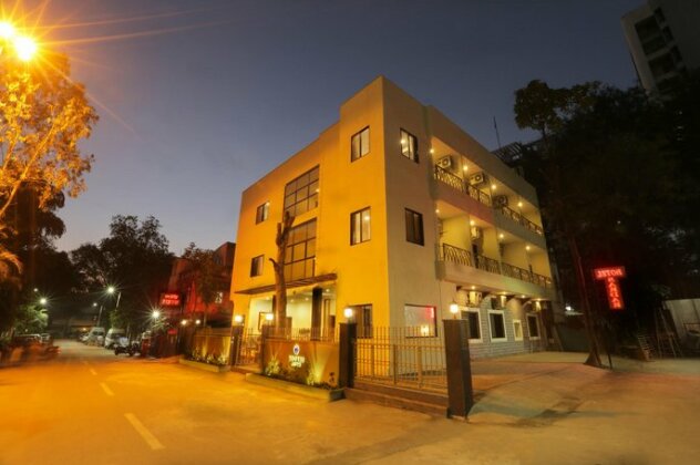 Hotel Sardar Pune