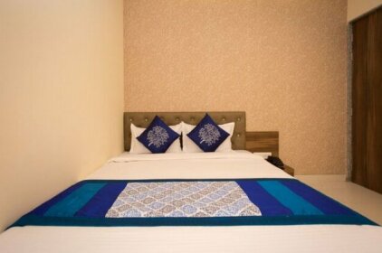 OYO 10939 Hotel Sangam