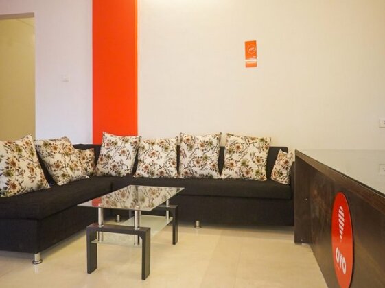 OYO 12723 Hotel D Villa - Photo5