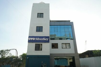 OYO SilverKey Executive Stays 39707 Tulip Kharadi 23