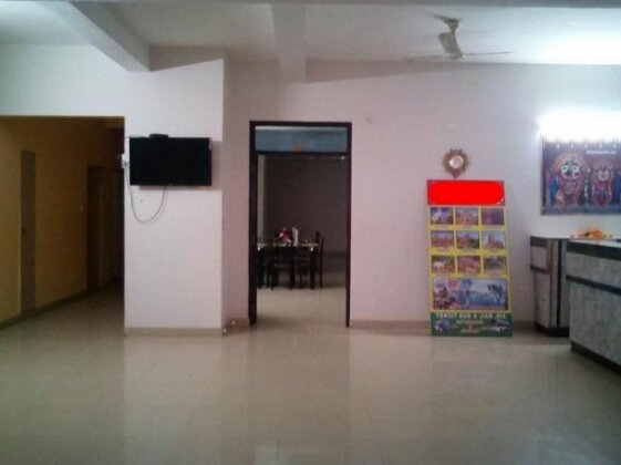 Goroomgo Shree Mandir Palace Puri - Photo3