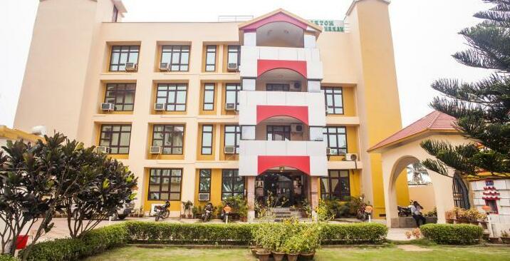 Hotel Naren Palace - Photo2