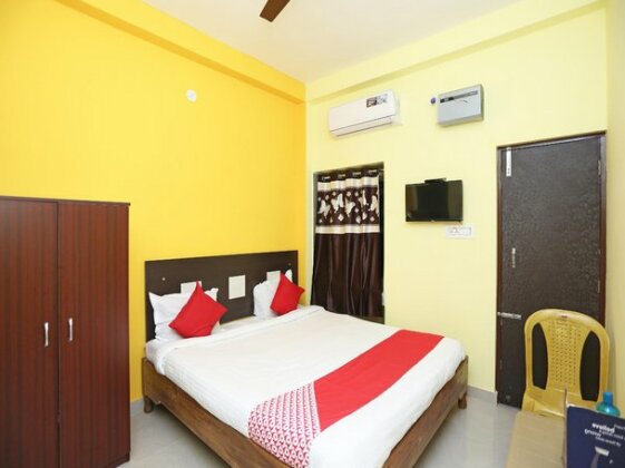 OYO 26560 Hotel Blue Moon - Photo2