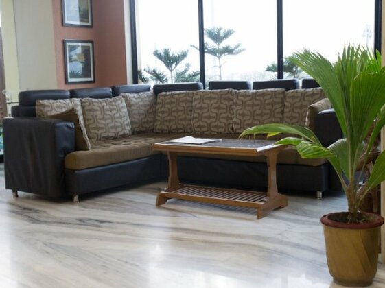 OYO 3670 near Marine Drive Road - Photo4