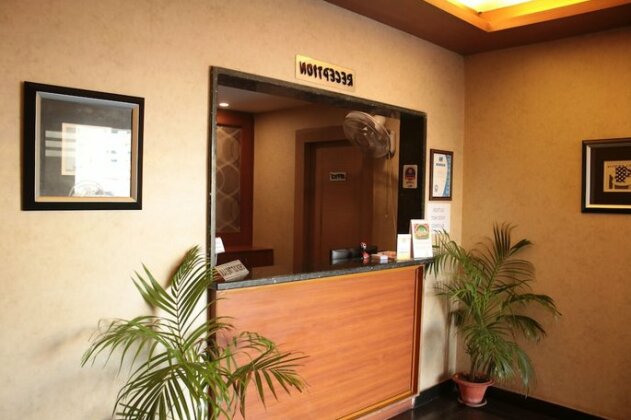OYO Premium Grand Road Puri - Photo3