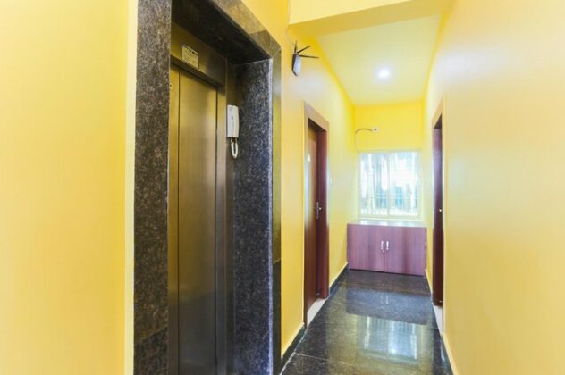 SPOT ON 23179 Hotel Golden Bangala - Photo5