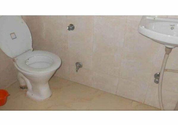 Budget rooms on VIP road - Photo2