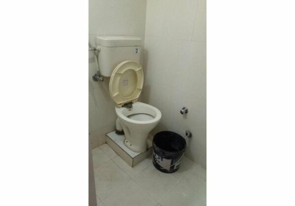 Budget rooms on VIP road - Photo3