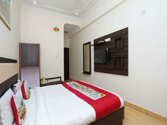 FabExpress Goyal Inn - Photo3