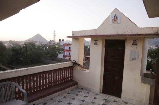 Hotel Hilltop Pushkar - Photo3