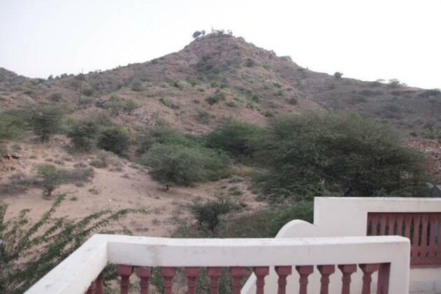 Hotel Hilltop Pushkar - Photo4