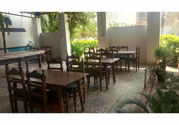 Moon Dance Garden & Restaurant - Photo4