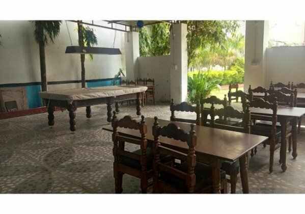Moon Dance Garden & Restaurant - Photo5
