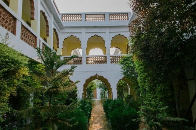 Radhika Palace Hotel - Photo4