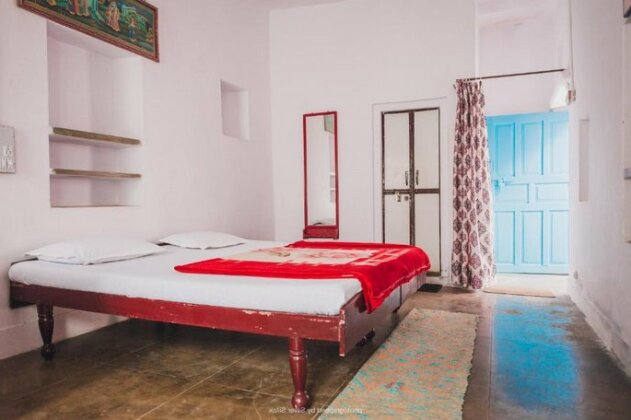 Rajguru guest house - Photo5