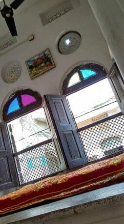 Savitri Palace - Photo4