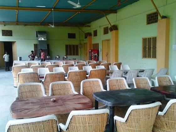 Surabhi Villa Resort - Photo5