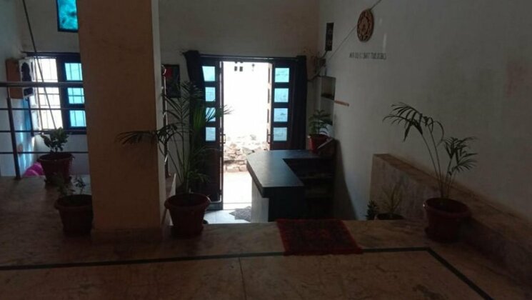Suri Guest House - Photo3