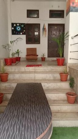 Suri Guest House - Photo5