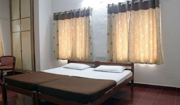 Sai Palace Inn Puttaparthi - Photo4