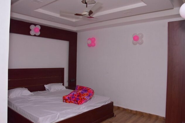 Hotel Royal Inn Raebareli - Photo2