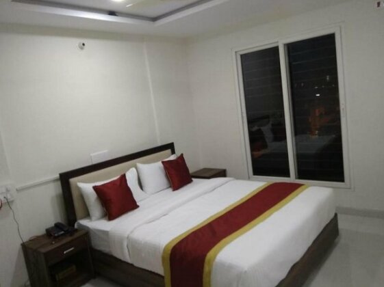 Hotel Orange Suites - Photo3