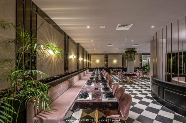Clarks Inn suites Raipur - Photo2