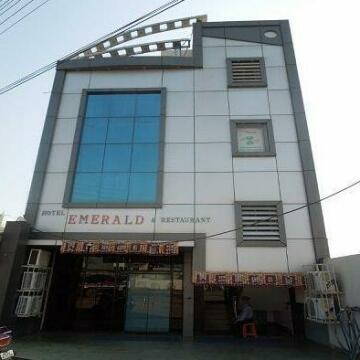 Hotel Emerald Raipur