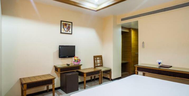 Hotel Simran Raipur - Photo4